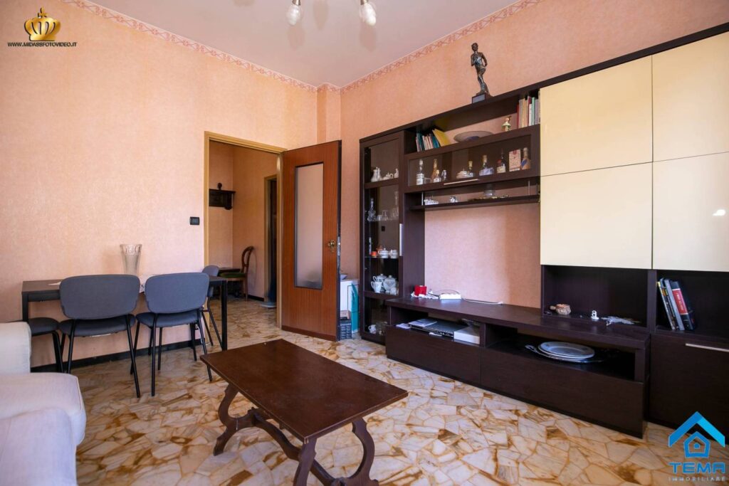 Trilocale via Piacenza 132A, Molassana, Genova